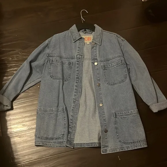 Jean jacket - Picture 1 of 3